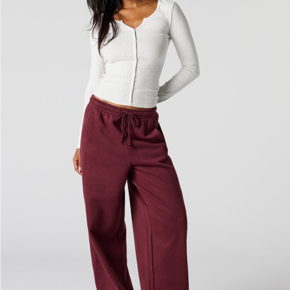 Urban Planet Burgundy Barrel Leg Fleece Sweatpant